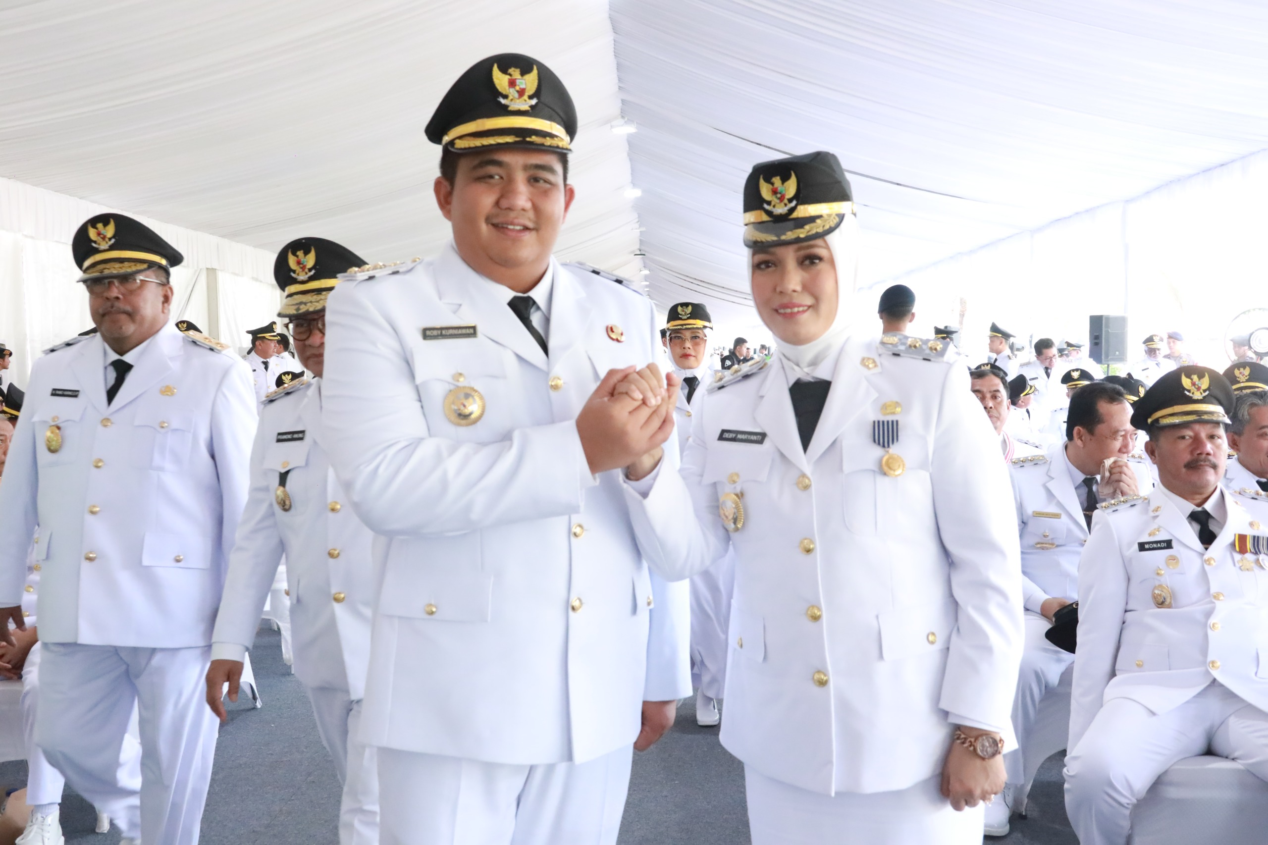 Roby Kurniawan dan Deby Maryanti Resmi Dilantik Presiden Prabowo Sebagai Bupati dan Wakil Bupati Bintan 2025-2030