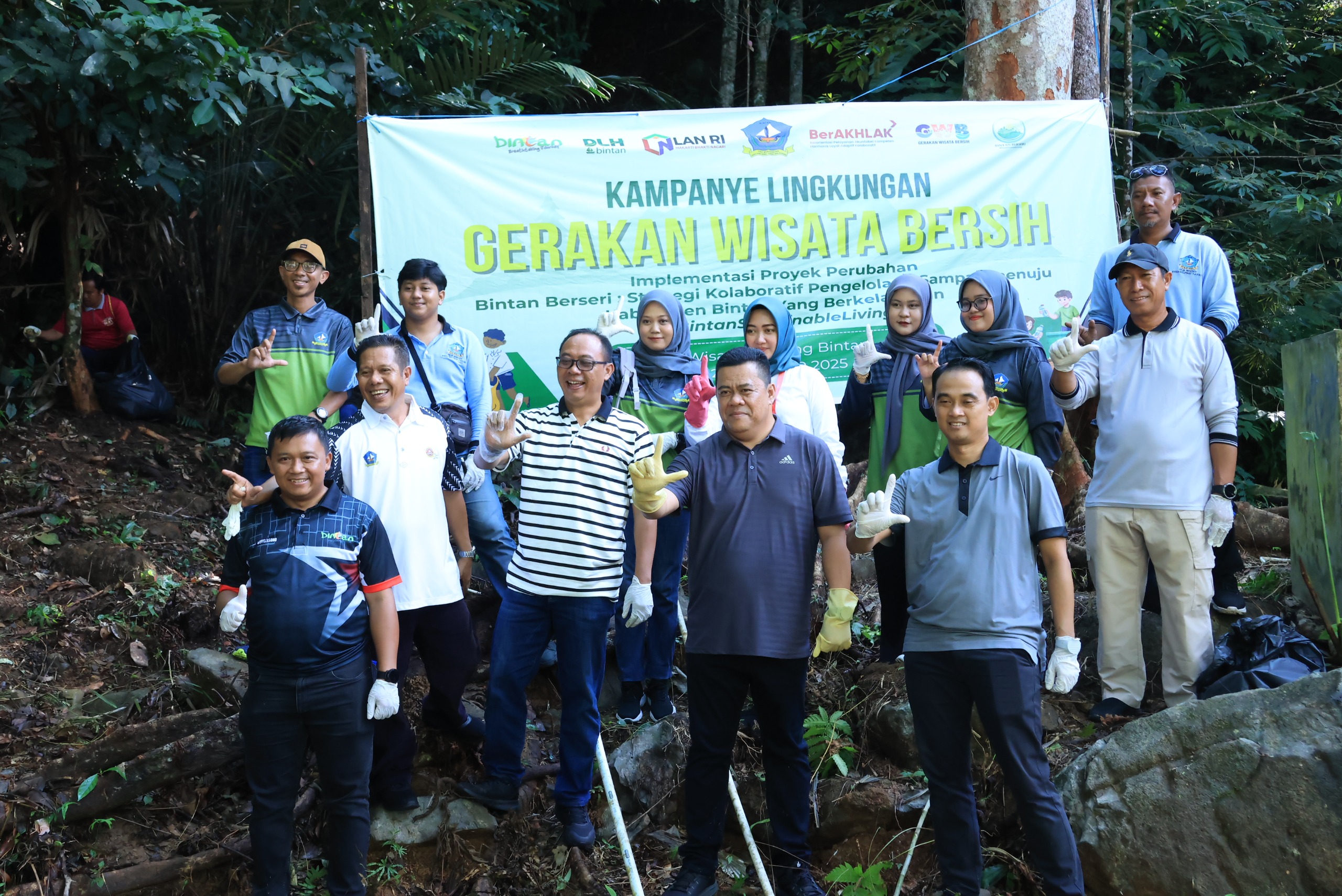 GWB Dilaksanakan, Rawat Kelestarian Gunung Bintan dan Keasrian Balai Adat Melayu Bintan Bekapur