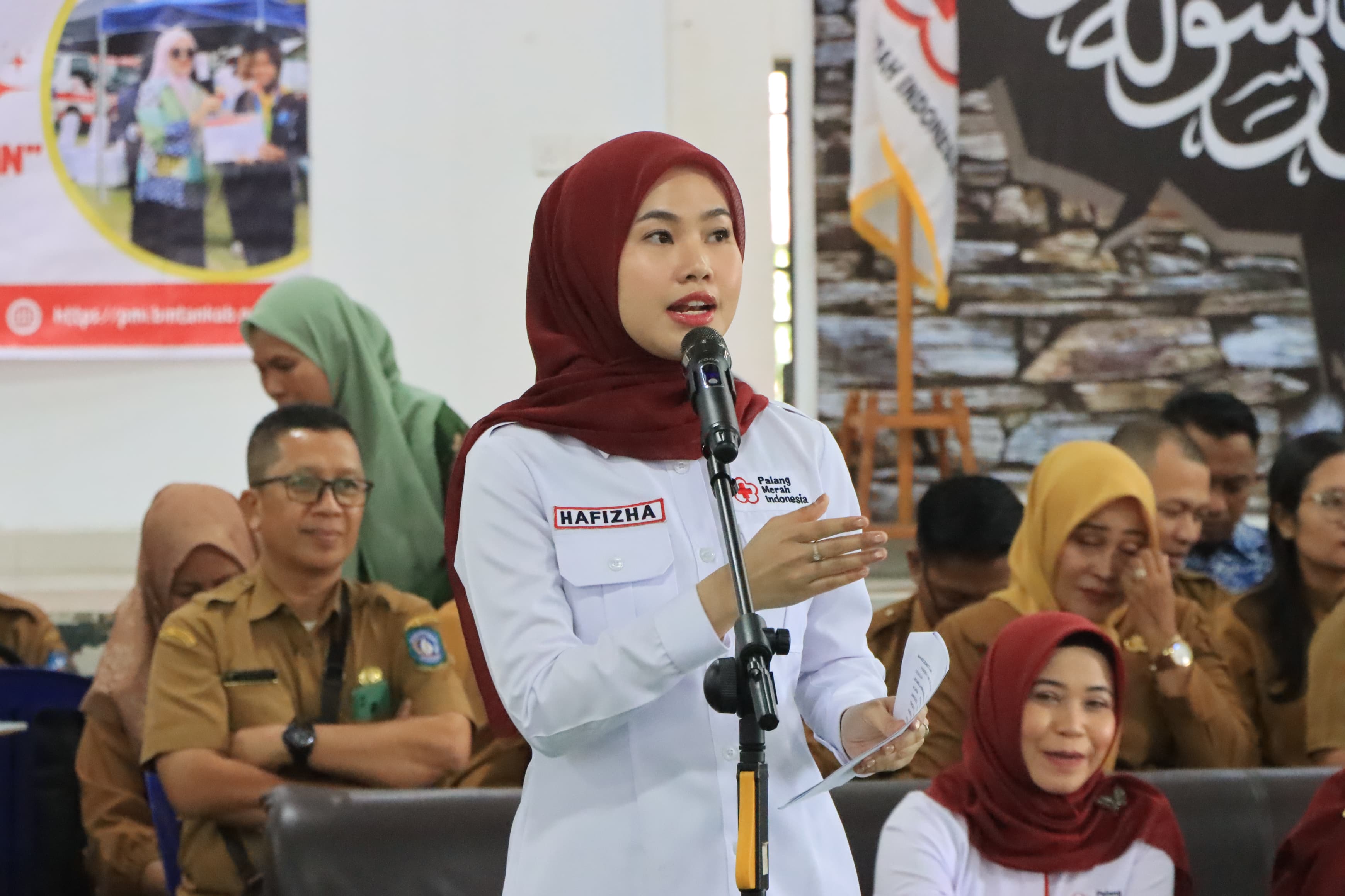 Hafizha Kukuhkan 200 Anggota PMR Madya dan Wira se-Kabupaten Bintan