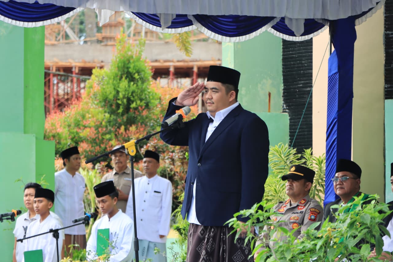 Upacara Hari Santri Nasional, Roby Bacakan Amanat Menteri Agama RI