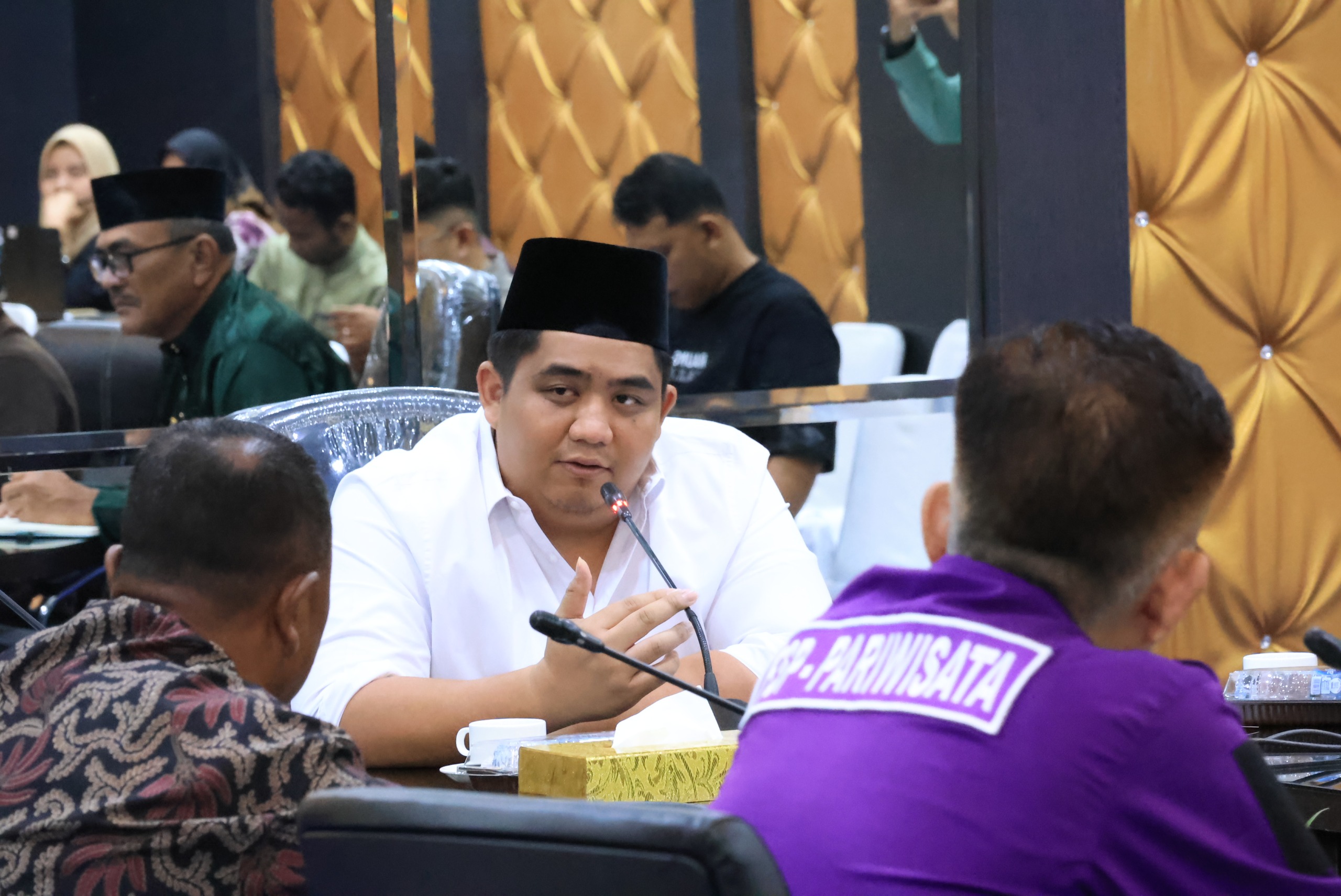 Audiensi Bersama Aliansi Serikat Pekerja, Bupati Roby Sambut Positif Semua Usulan