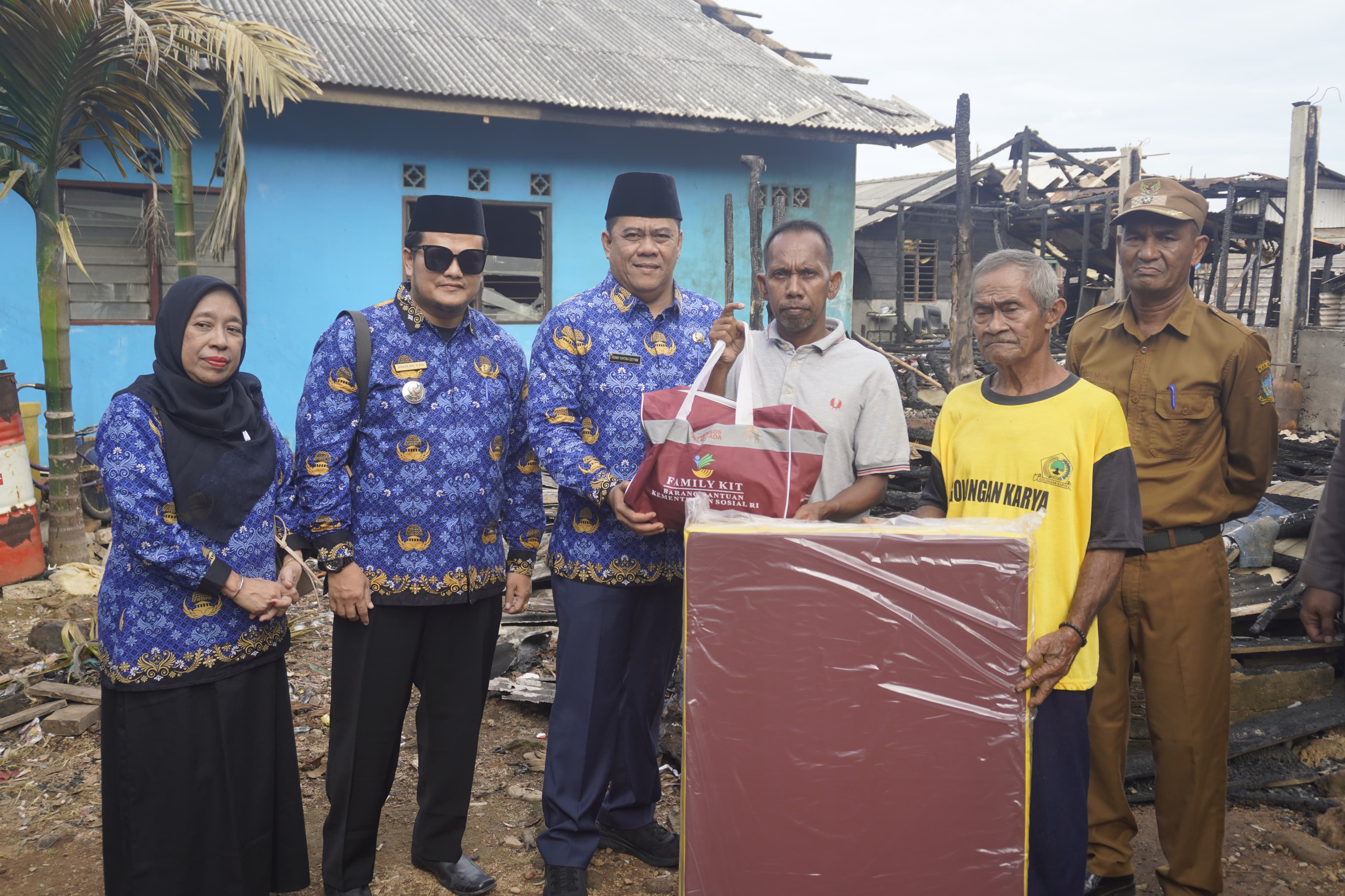 Kunjungi Korban Kebakaran Rumah, Sekda Bintan : Pastikan Kebutuhan Dasar Terpenuhi, Sambil Kita Lakukan Rapid Asessment