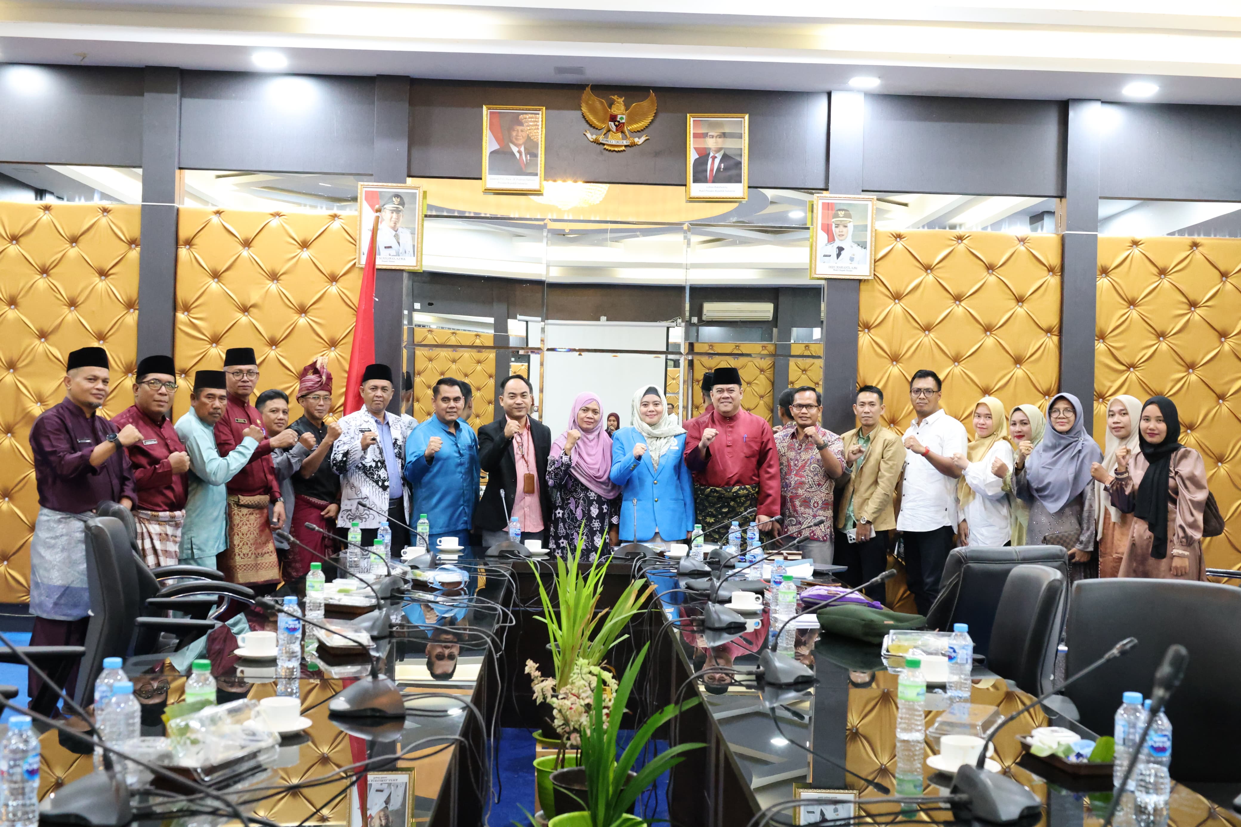 FGD Program Seragam Gratis, Evaluasi Menuju Kemajuan Dunia Pendidikan Bintan