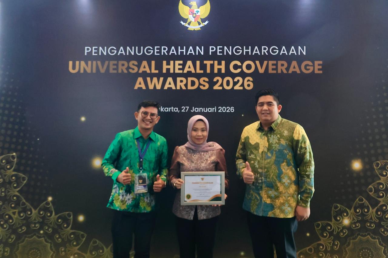 99,01 Persen Warga Bintan Ter-cover BPJS Kesehatan, Bupati Roby Terima UHC Awards Untuk Kedua Kali