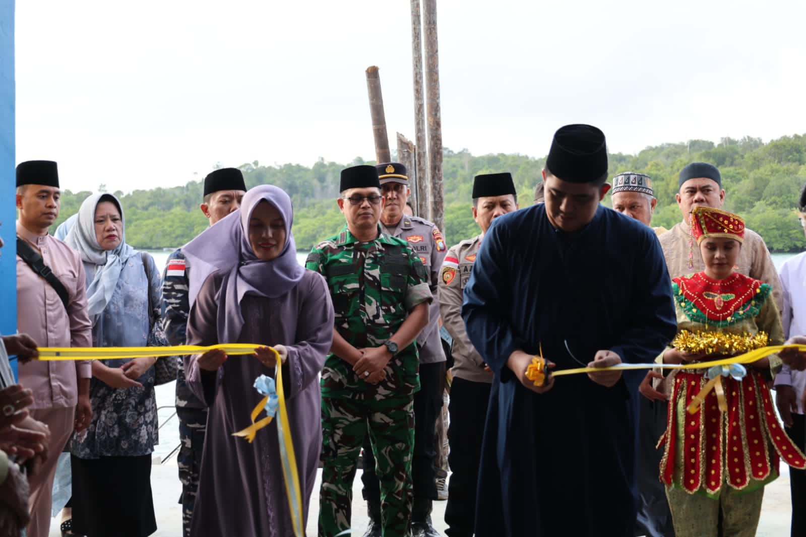 Penantian Bertahun-Tahun Terjawab, Bupati Roby Resmikan Dermaga 'Mak Yong' Pulau Mantang