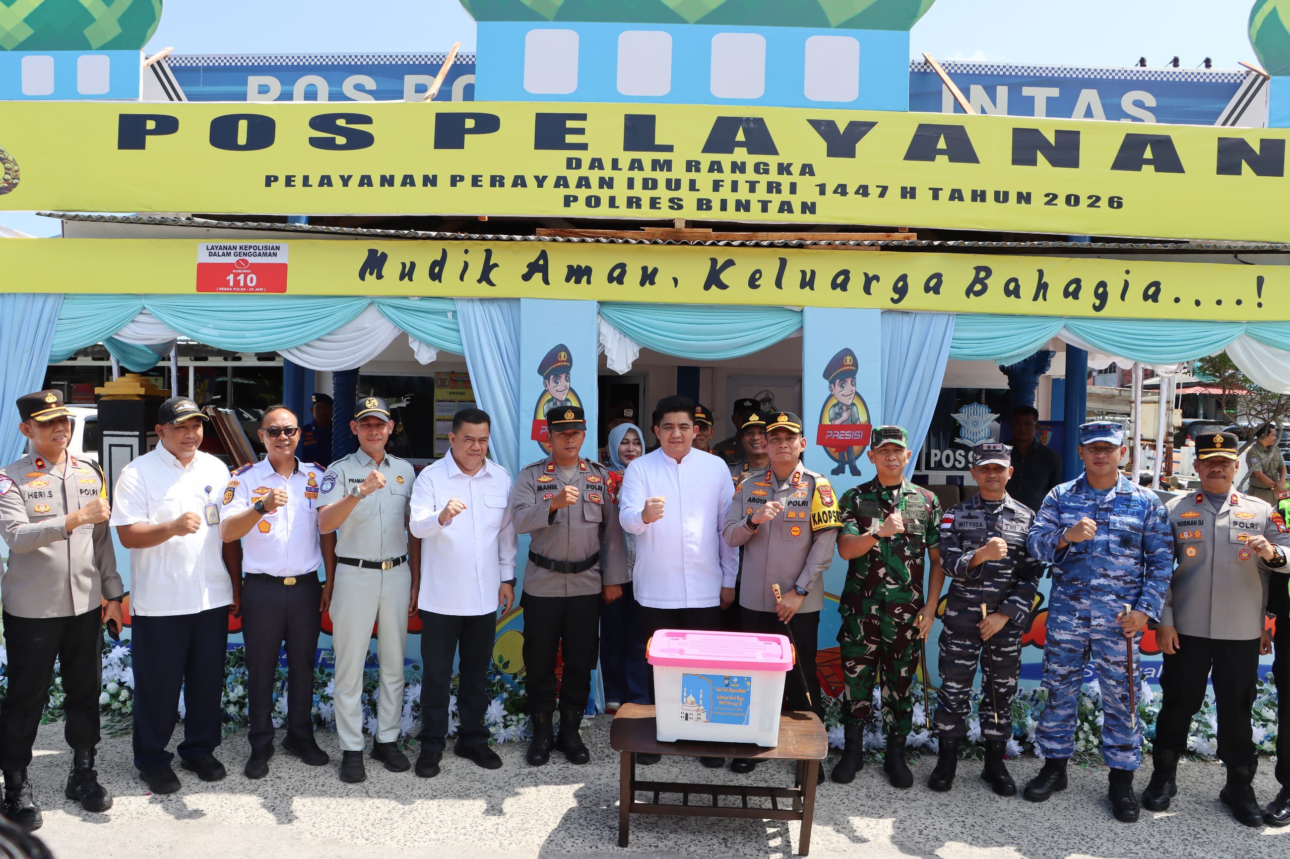 'Mudik Aman Keluarga Bahagia', Bupati Roby Tinjau Pos Yan dan Pos Pam Pelabuhan