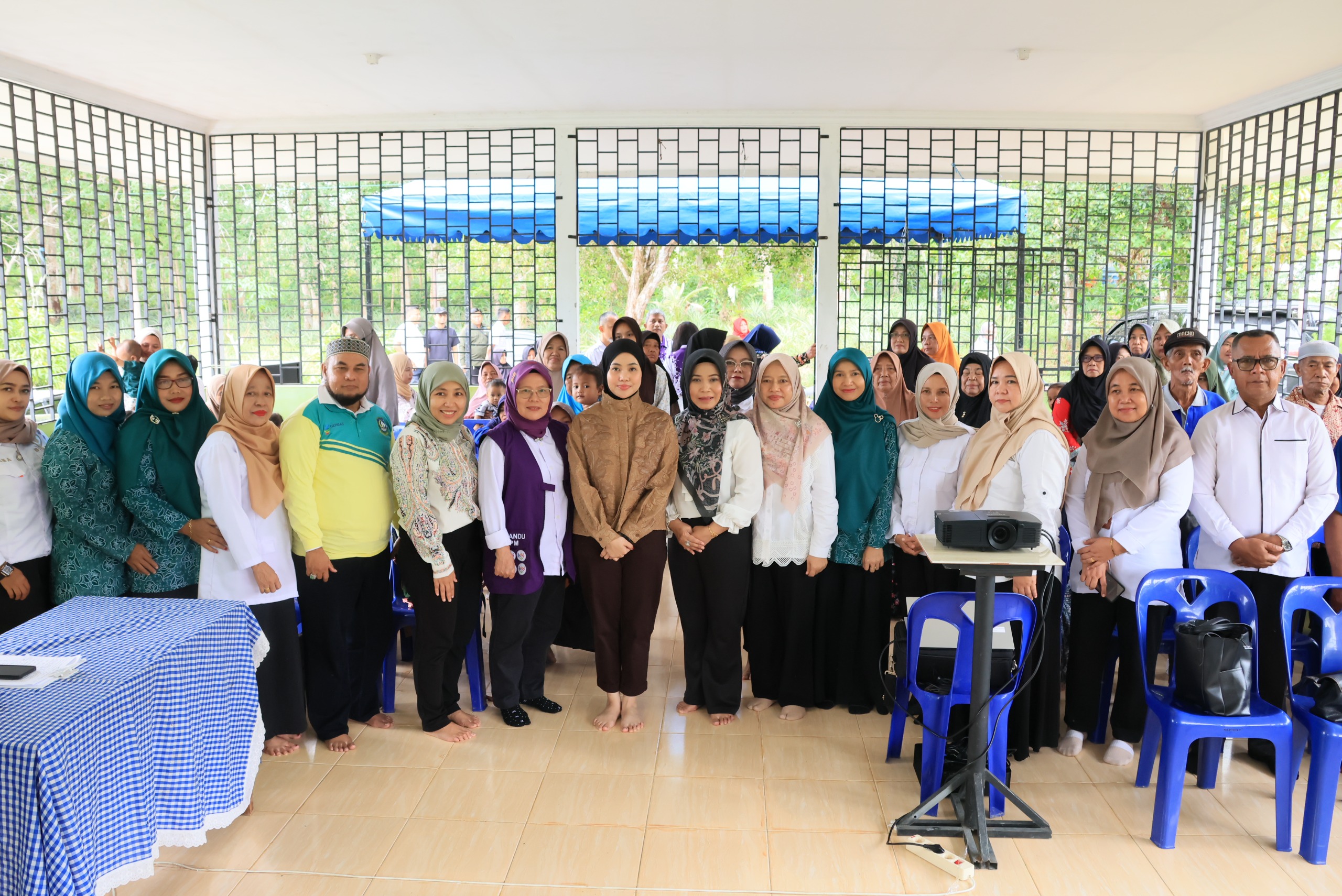 Ketua Tim Pembina Posyandu Kabupaten Bintan Hafizha Resmi Buka Gerakan Aktifkan Posyandu 2026 di Bintan