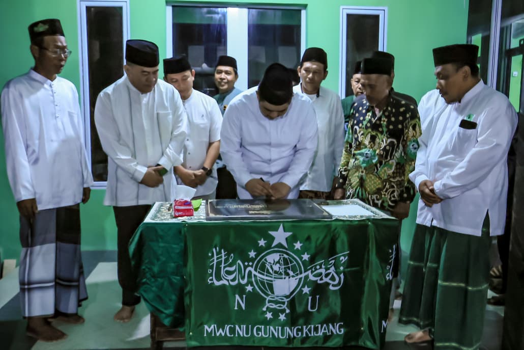 Bupati Roby Resmikan Kantor MWC-NU Gunung Kijang, Perkuat Peran Keagamaan dan Sosial