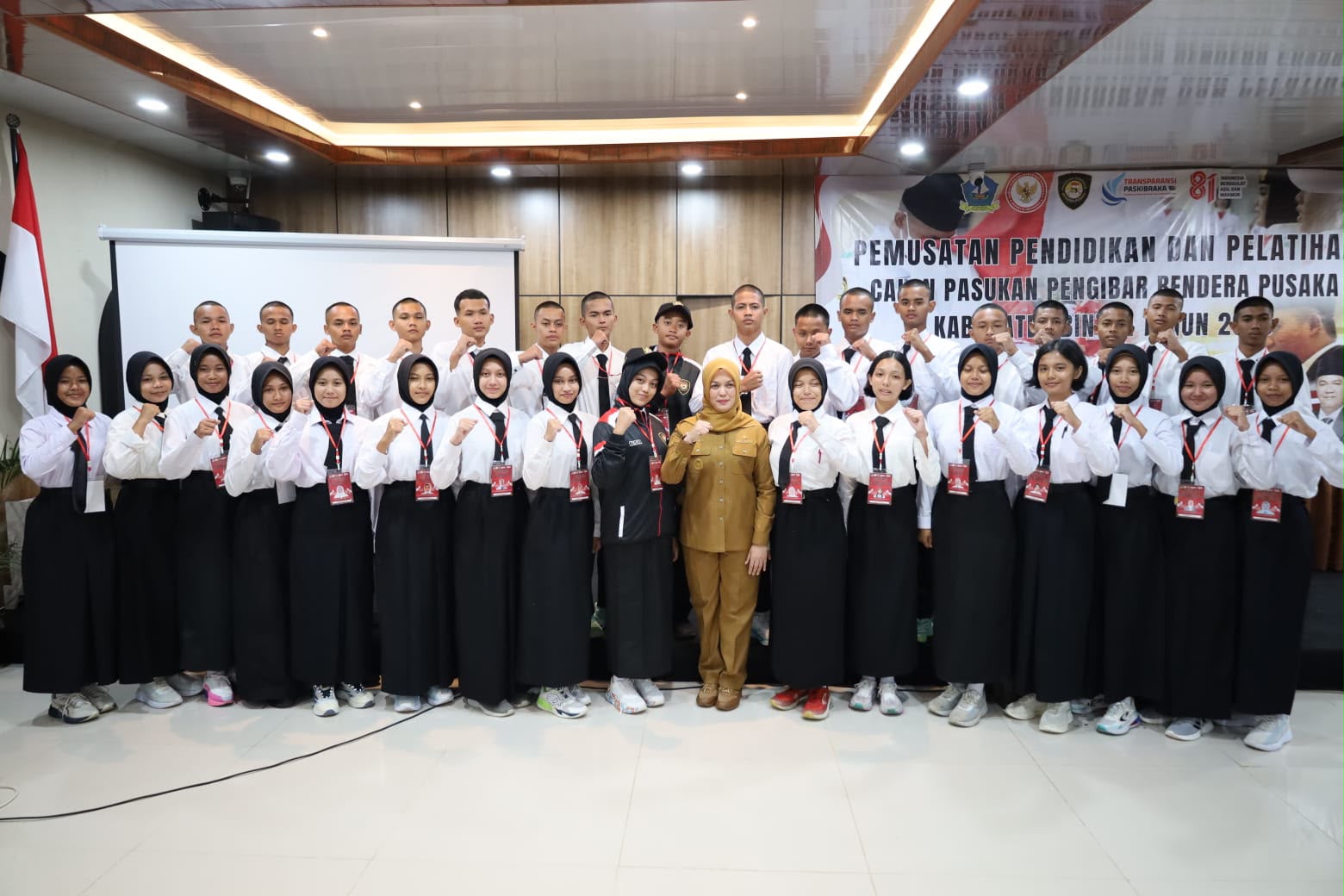 33 Pelajar Terbaik Bintan Resmi Jalani Pusdiklat Paskibraka Bintan 2026